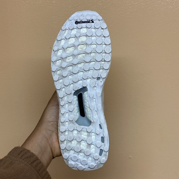 Adidas UltraBoost 3.0 “Triple White” - Picture 14 of 16
